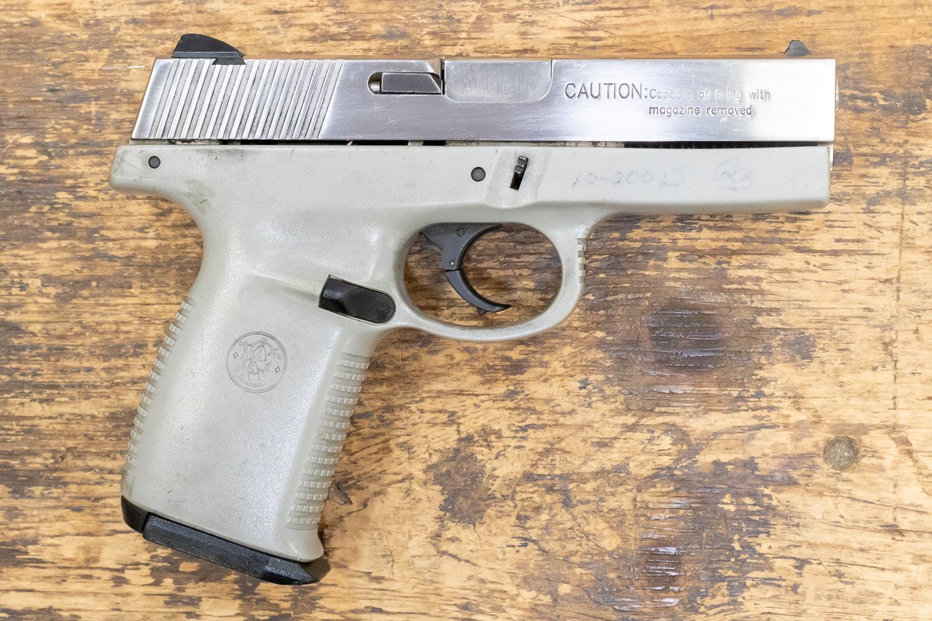 SMITH AND WESSON SW9V 9mm 16-Round Trade-in Pistol